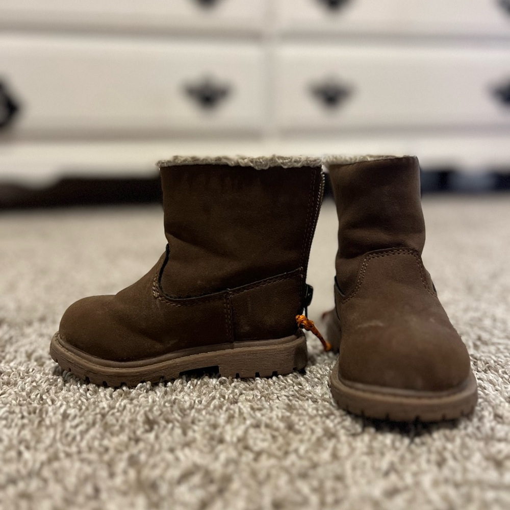 Toddler girls brown fleece lined boot